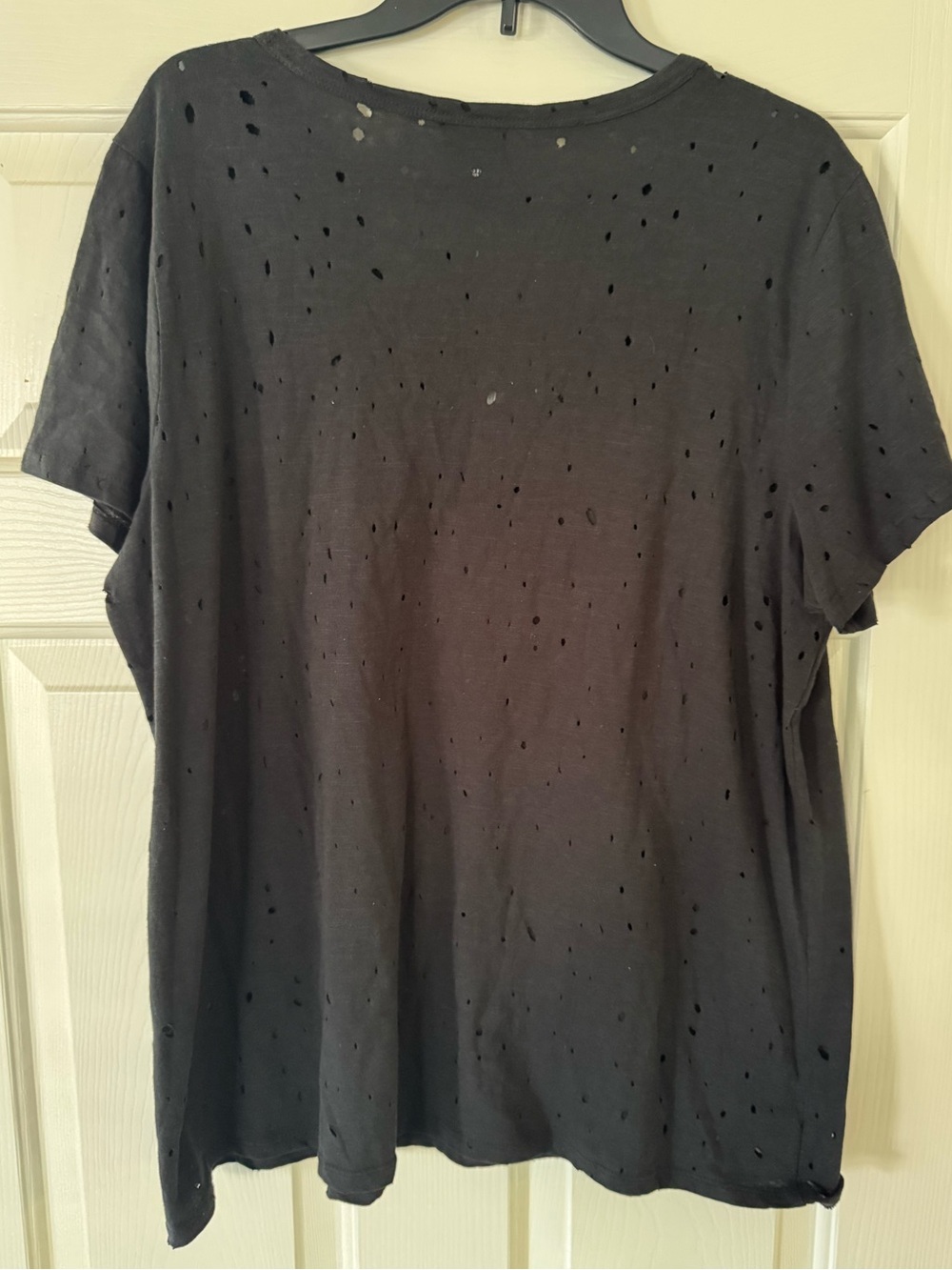 torrid Black Distressed V-Neck Tee with Lace Trim Torrid size 1 NEW - Picture 5 of 6